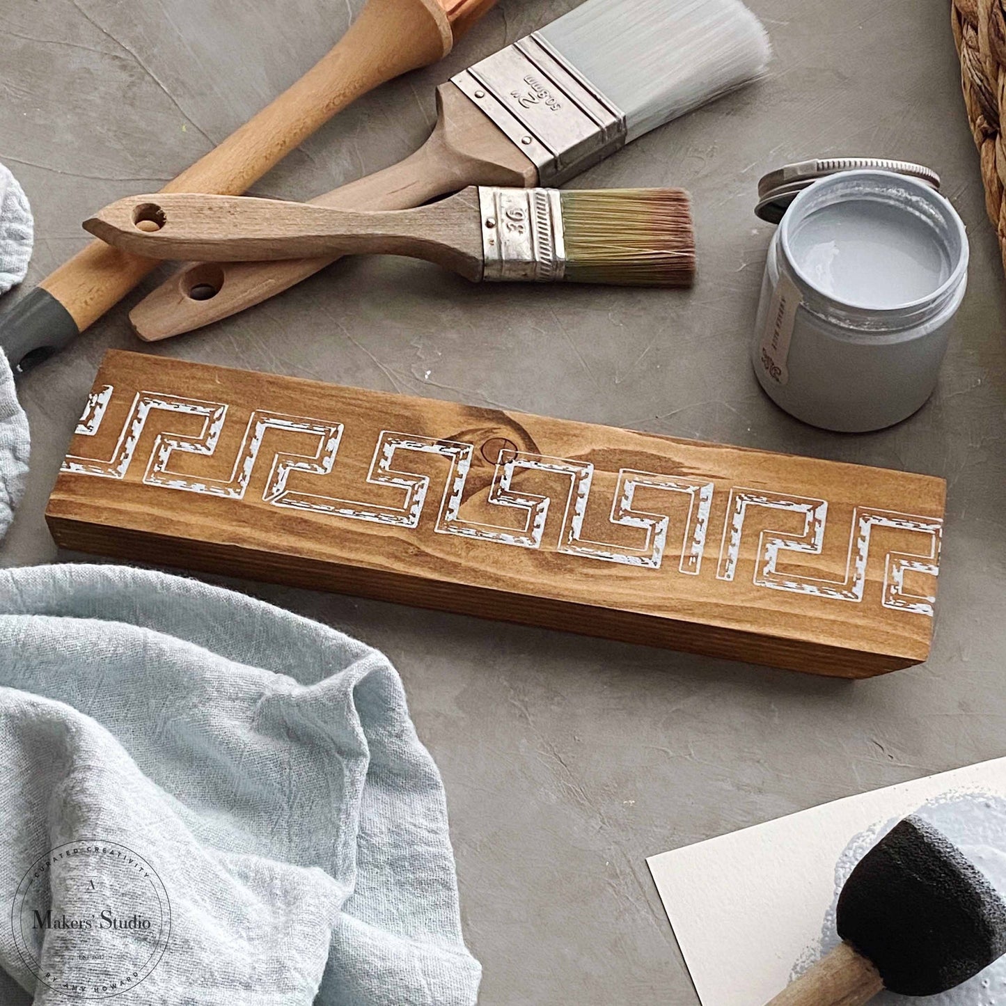 Stencils - A Makers Studio - Classic Borders - 12" x 18"