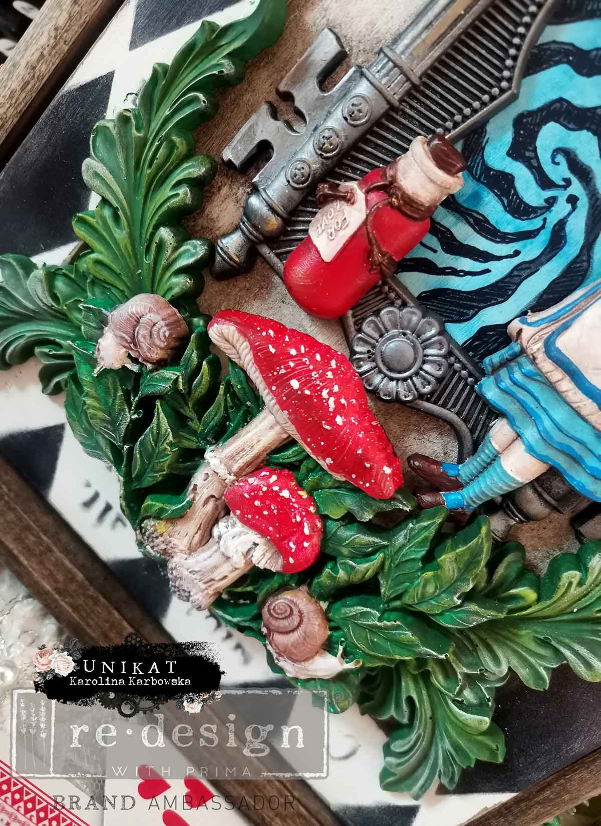 Decor Moulds - Redesign - Lost in Wonderland - Following Alice - 5"x8"