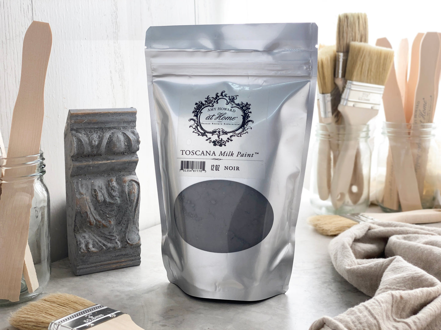 Amy Howard at Home - Paint - Toscana Milk Paint - Noir Black - 12oz