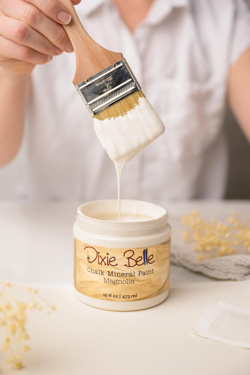 Dixie Belle - Chalk Mineral Paint - Magnolia