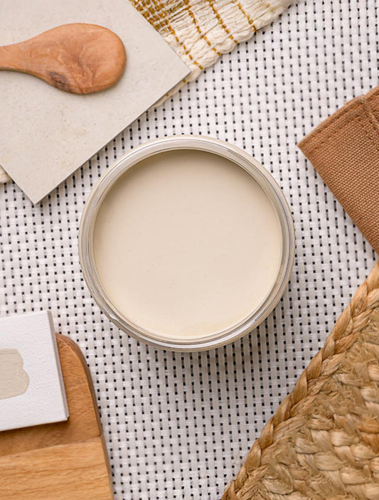 Dixie Belle - Chalk Mineral Paint - Ecru