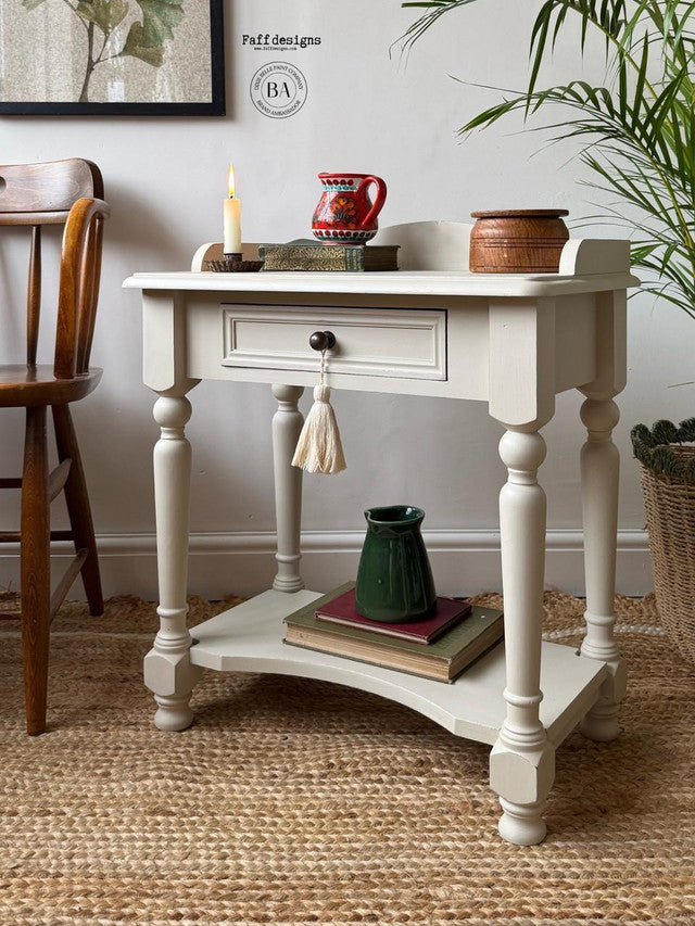 Dixie Belle - Chalk Mineral Paint - Ecru