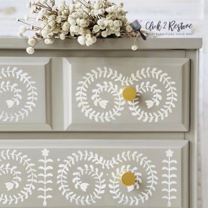 Stencils - Redesign - Elegant Vine - 9" x 13.5" - 16ml mylar