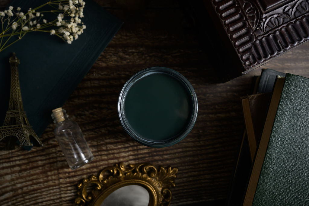 Dixie Belle - Chalk Mineral Paint - Sanctuary