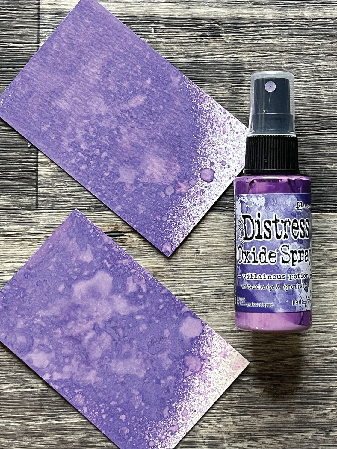 Tim Holtz - Spray -Distress Oxide - Villainous Potion-2 oz