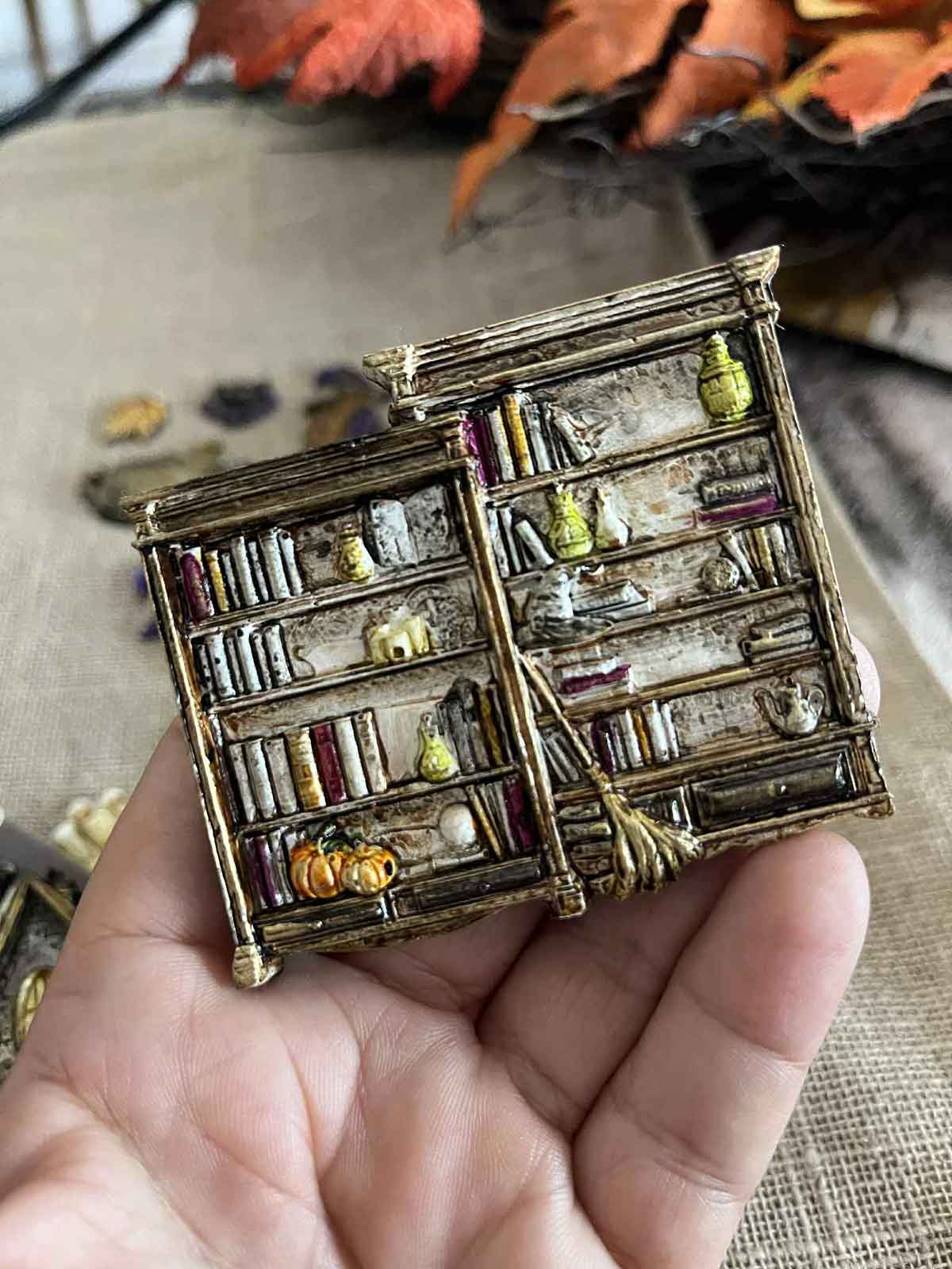 Decor Moulds - Redesign - Bewitched - 5"X8"